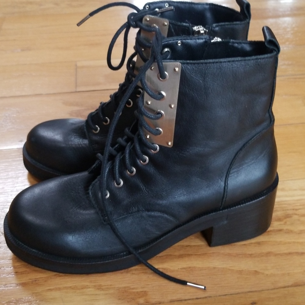 KURT GEIGER MOTORCYCLE BOOTS